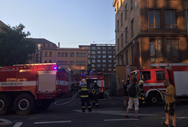 Požár v areálu Koh-i-nooru