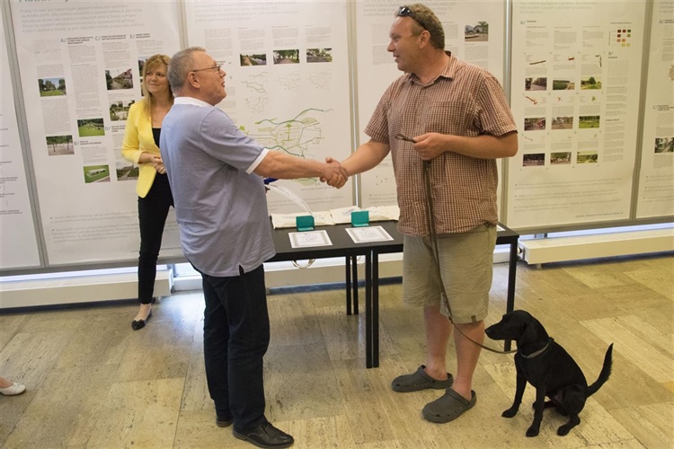 Pátý ročník o nejhezčího psa Prahy 10 má svého vítěze