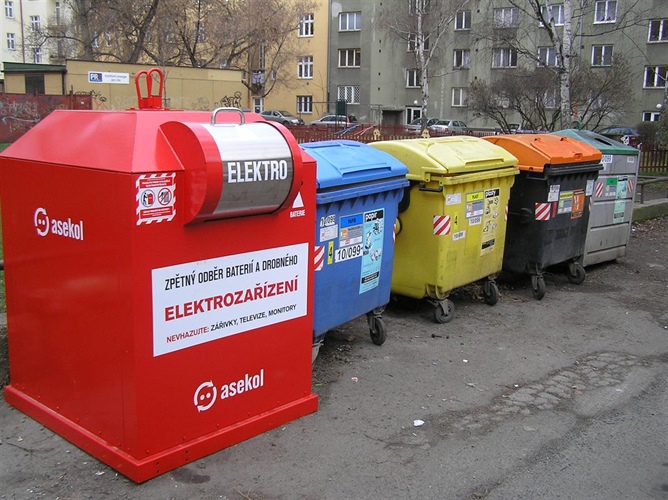 Mobilní sběrné dvory v ulicích Prahy 10