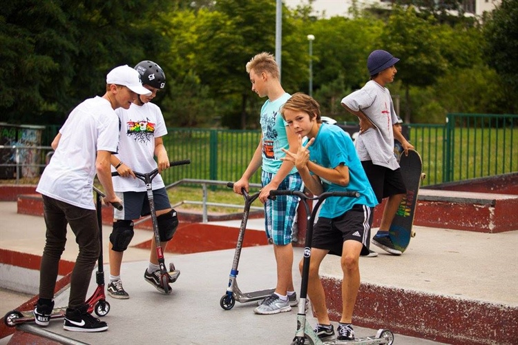 I letos radnice Prahy 10 pomůže o prázdninách rodičům, nabídne příměstské tábory