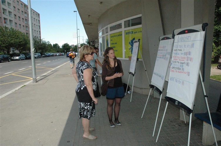 Revitalizace Moskevské v další fázi – v sobotu se občané mohou vyjádřit k podobě mobiliáře   