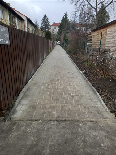 MČ Praha 10 letos vyčlenila 10 milionů korun na opravy chodníků
