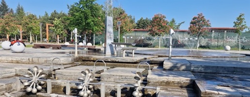 Opravy vodních prvků v parcích Desítky