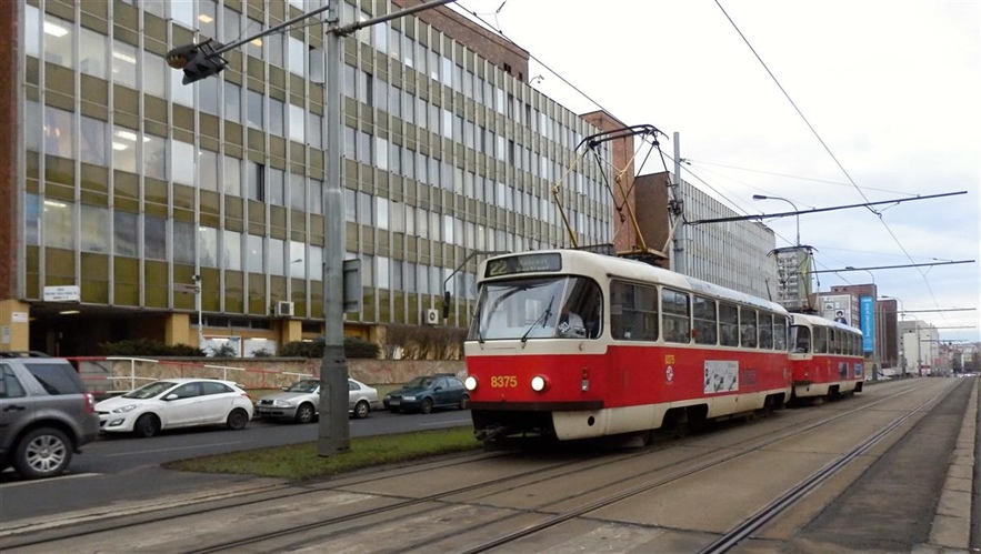 Obyvatelé Prahy 10 proti změnám MHD: Nezkracujte nám linky 26 a 13