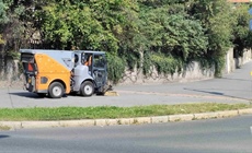 PŘIPOMÍNKA: Podzimní úklid komunikací v Praze 10