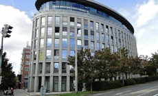 Informace o dalším postupu k zajištění ledového kluziště ve...