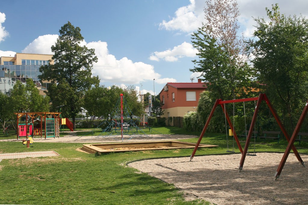 2225.jpg