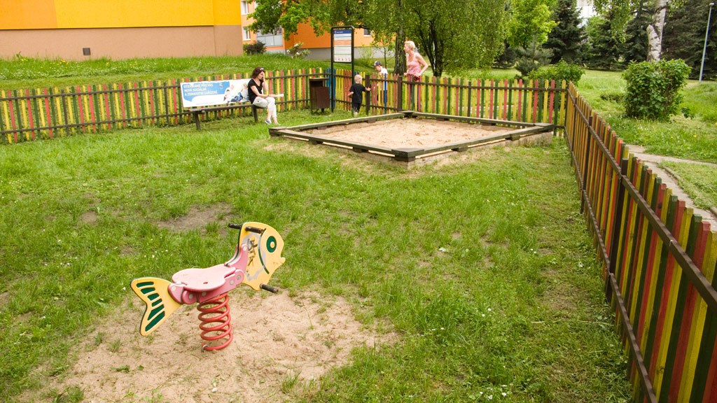 2412.jpg